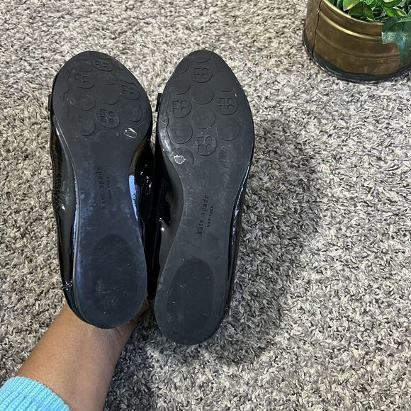 Kate Spade New York Black Peep Toe Ballet Flats Shoes Size 8.5 Patent Leather - Picture 3 of 8